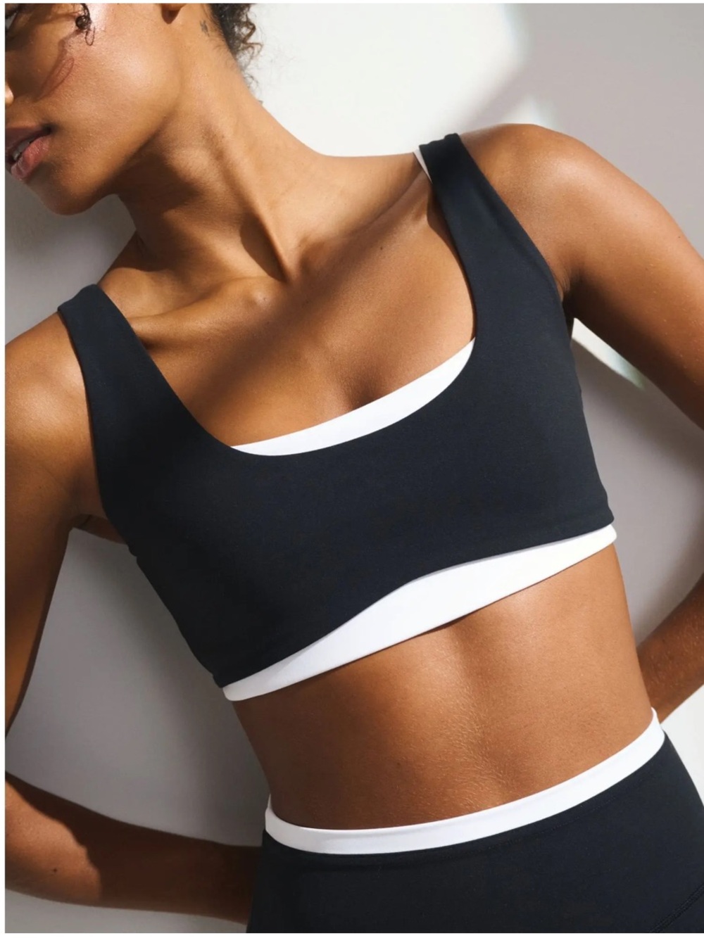 NWT Abercrombie & Fitch YPB studioFLEX Curve Love Double-Layered Sports Bra Sz M
